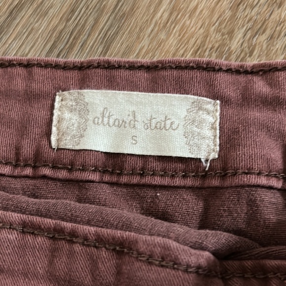 Maroon Skirt - Picture 2 of 4